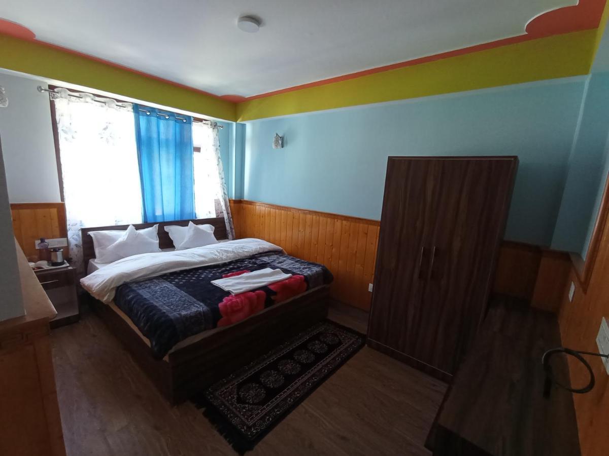 Tseten'S Inn Lacsung Kültér fotó