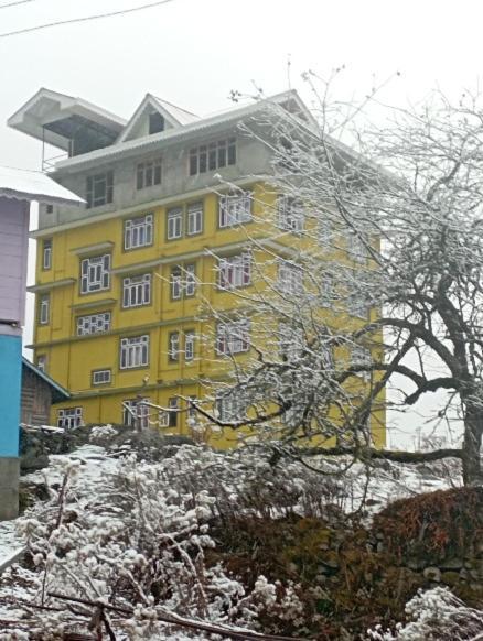 Tseten'S Inn Lacsung Kültér fotó